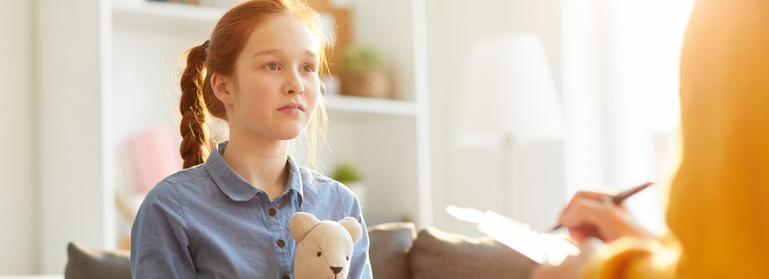 Kind bei Diagnostik-Sitzung